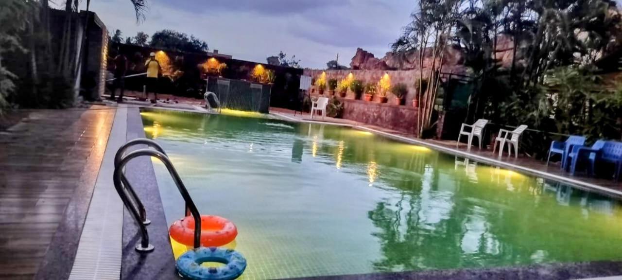 Badami Heritage Resort Extérieur photo